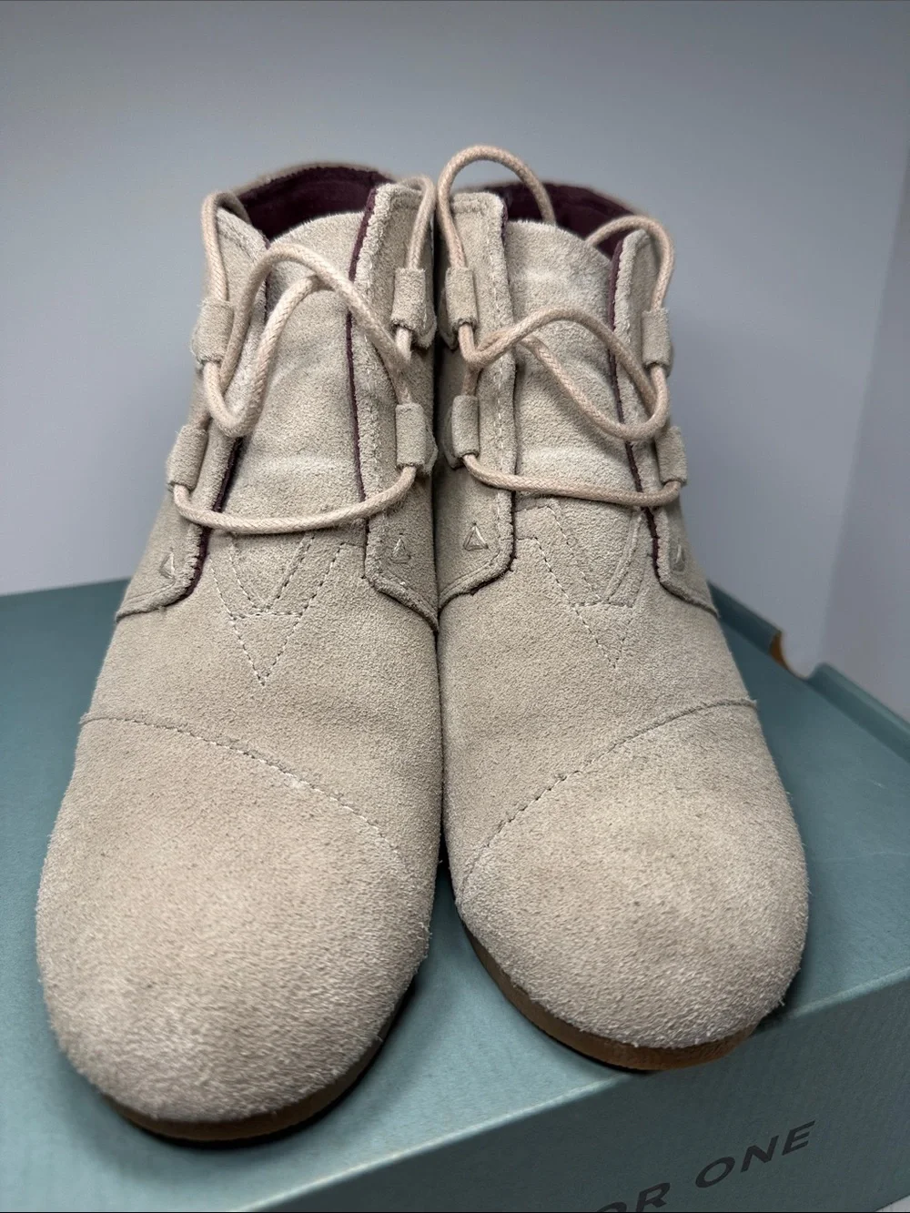 Toms suede upper